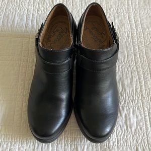 Natural Soul Women’s Bootie, Leather, Black, Size 6.5